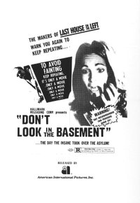 Plakat Filmu Nie zaglądaj do piwnicy (1973)
